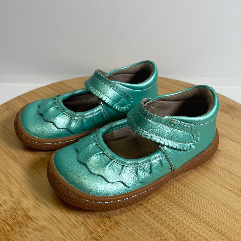 Livie & Luca Girls 6 Metallic Blue Ruche Leather Mary Jane Shoes Flats